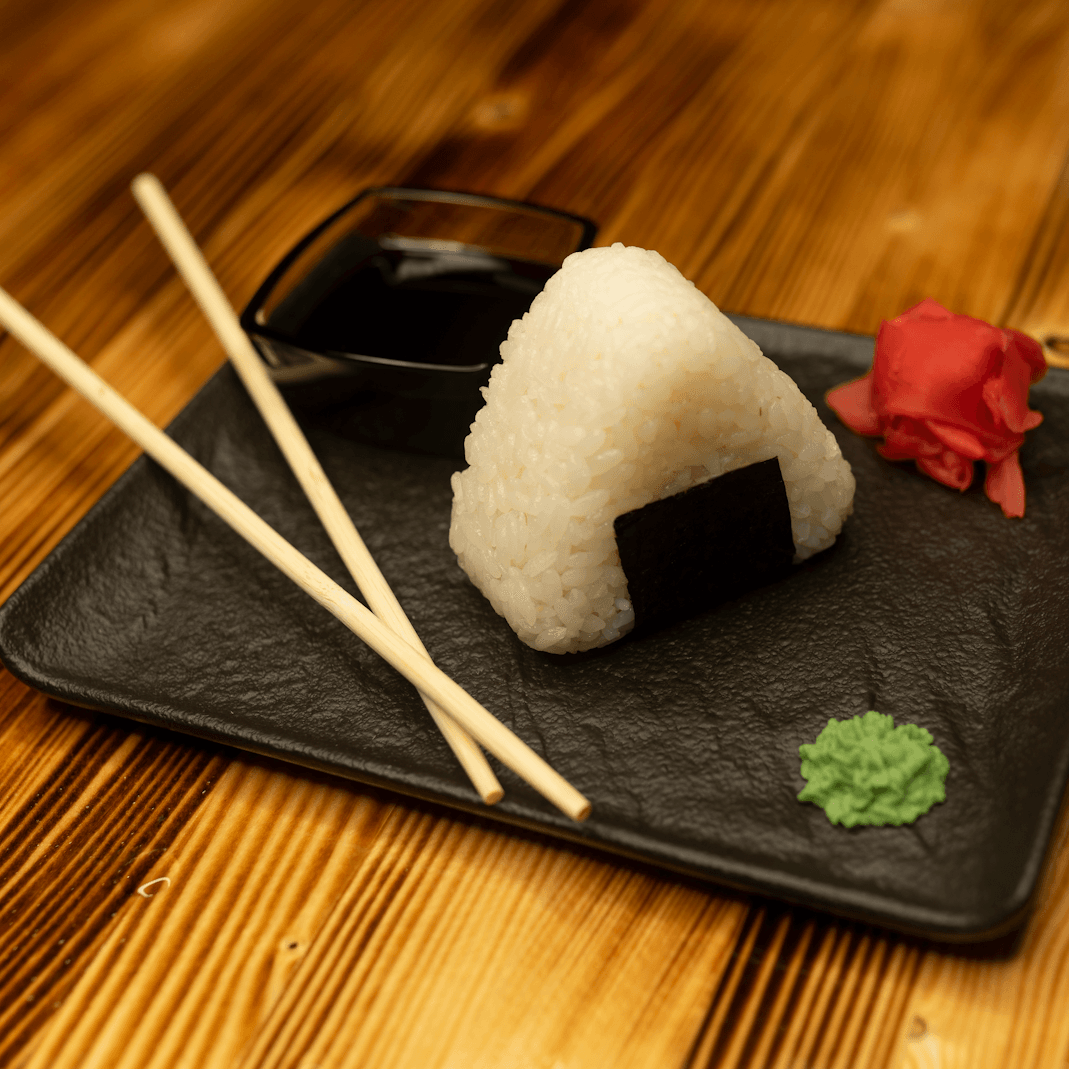 Онигири снежный краб