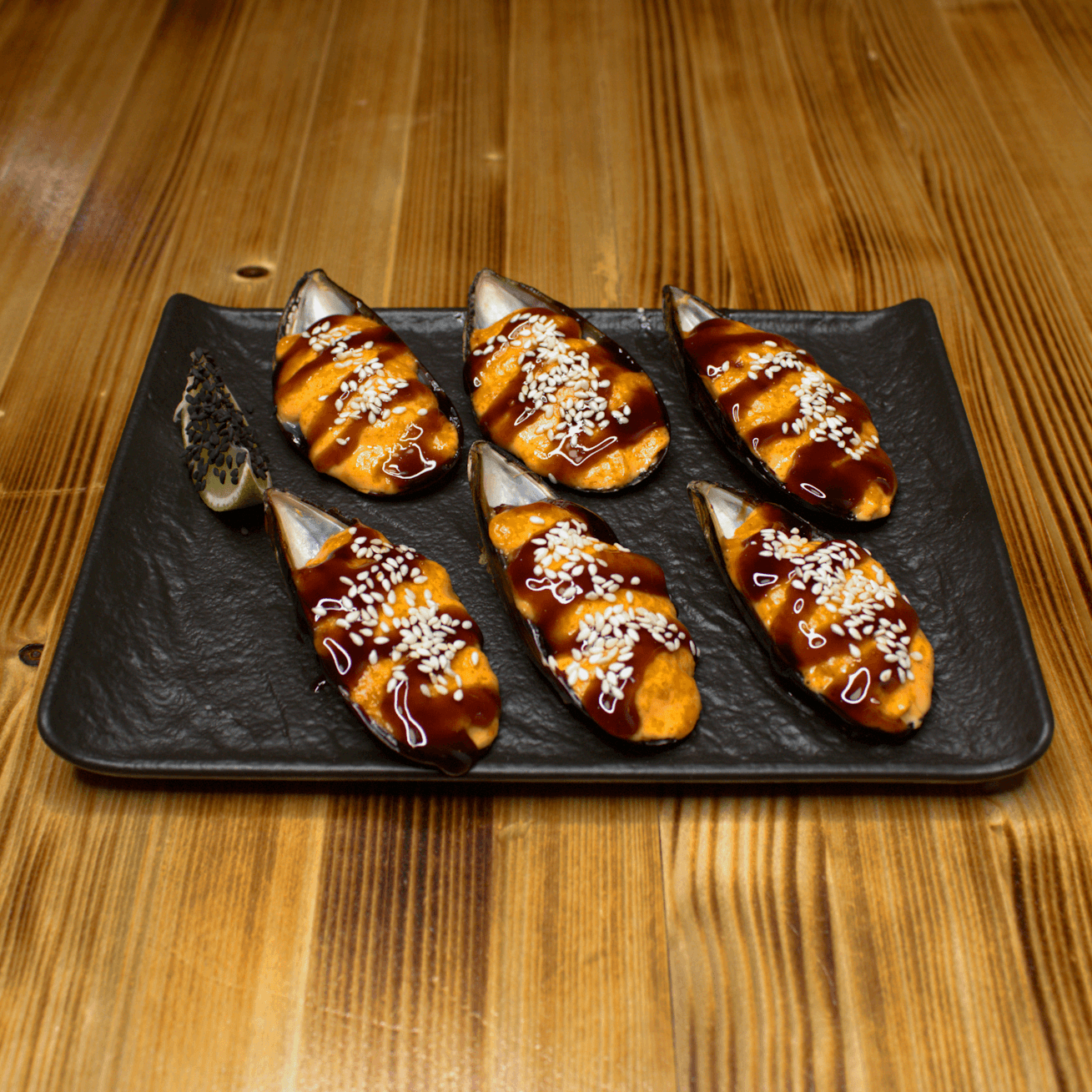 Запеченные мидии киви спайси